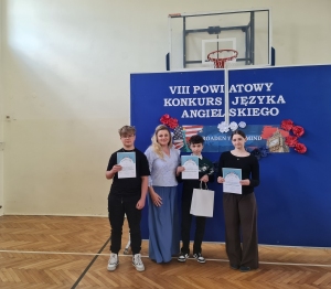 Gabriel Woźniak Laureatem w Powiatowym Konkursie 
z Języka Angielskiego „Broaden Your Mind”