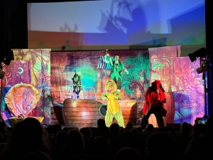 Wyjazd do teatru klas I-III