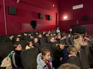 Wyjazd do teatru klas I-III