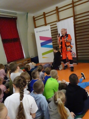 Prelekcja  pn. „Zwiększamy bezpieczeństwo ruchu drogowego"