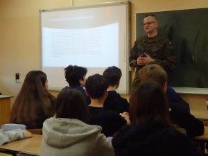 ,,Edukacja z wojskiem''