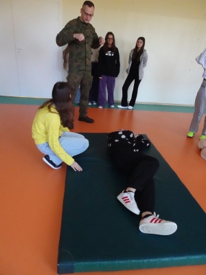 ,,Edukacja z wojskiem''