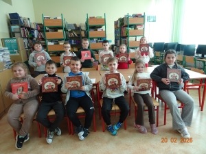 Pierwsza wizyta w szkolnej bibliotece