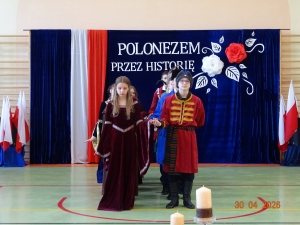 ,,Polonezem przez historię''-obchody 235. rocznicy uchwalenia Konstytucji 3 Maja