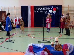 ,,Polonezem przez historię''-obchody 235. rocznicy uchwalenia Konstytucji 3 Maja