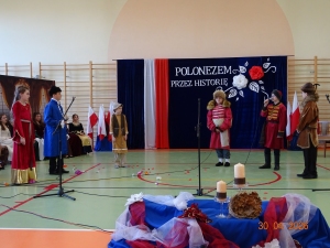 ,,Polonezem przez historię''-obchody 235. rocznicy uchwalenia Konstytucji 3 Maja