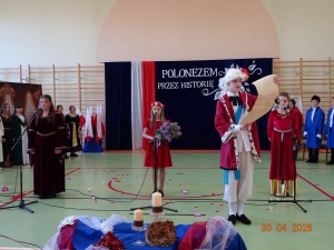 ,,Polonezem przez historię''-obchody 235. rocznicy uchwalenia Konstytucji 3 Maja