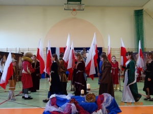 ,,Polonezem przez historię''-obchody 235. rocznicy uchwalenia Konstytucji 3 Maja