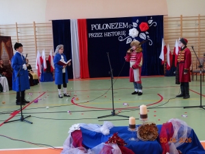,,Polonezem przez historię''-obchody 235. rocznicy uchwalenia Konstytucji 3 Maja