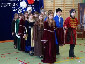 ,,Polonezem przez historię''-obchody 235. rocznicy uchwalenia Konstytucji 3 Maja