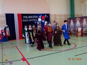 ,,Polonezem przez historię''-obchody 235. rocznicy uchwalenia Konstytucji 3 Maja