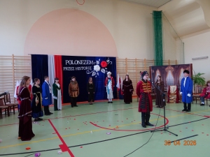 ,,Polonezem przez historię''-obchody 235. rocznicy uchwalenia Konstytucji 3 Maja