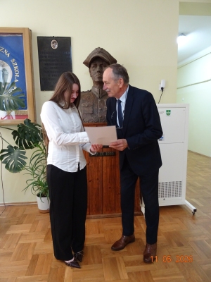 Anna Sobota Finalistką Małopolskiego Konkursu 
Języka Polskiego
