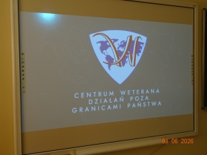 Edukacja z żołnierzami jednostki specjalnej