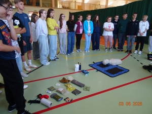 Edukacja z żołnierzami jednostki specjalnej
