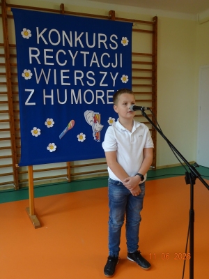  ,,Konkurs Recytacji Wierszy z Humorem''-kl. IV-VIII