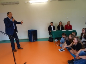  ,,Konkurs Recytacji Wierszy z Humorem''-kl. IV-VIII