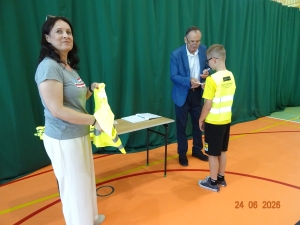Wręczenie kart rowerowych Uczniom klas IVa i IVb