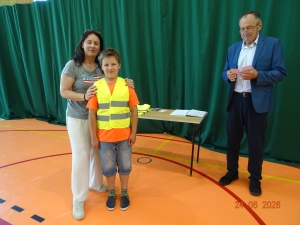 Wręczenie kart rowerowych Uczniom klas IVa i IVb