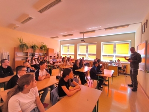 „Edukacja z wojskiem”  