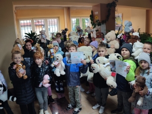 Akcja Miś 
pn. „Nie bij mnie. Kochaj mnie”.