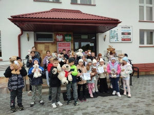 Akcja Miś 
pn. „Nie bij mnie. Kochaj mnie”.