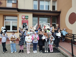 Akcja Miś 
pn. „Nie bij mnie. Kochaj mnie”.