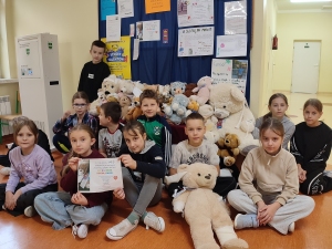 Akcja Miś 
pn. „Nie bij mnie. Kochaj mnie”.