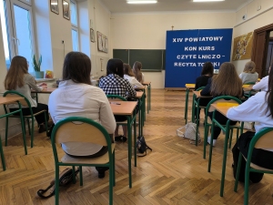 Sukces Uczennicy Zuzanny w Powiatowym Konkursie Czytelniczo-Recytatorskim