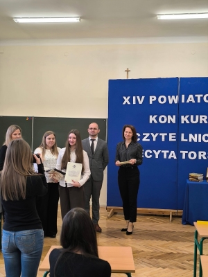 Sukces Uczennicy Zuzanny w Powiatowym Konkursie Czytelniczo-Recytatorskim