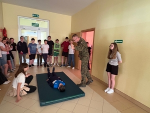 „Edukacja z wojskiem”  
