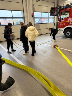 Uczniowie klasy VII i VIII 
w Straży Pożarnej