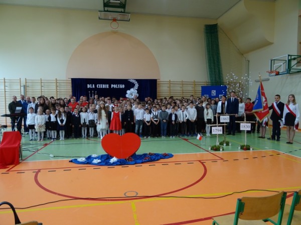 Akademia z okazji Święta Niepodległości i Święta Patrona Szkoły 