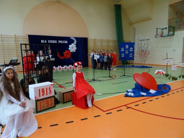  Akademia z okazji Święta Niepodległości i Święta Patrona Szkoły 