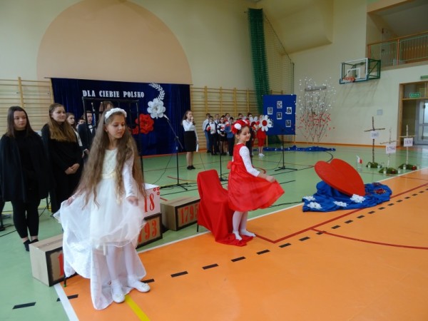  Akademia z okazji Święta Niepodległości i Święta Patrona Szkoły 