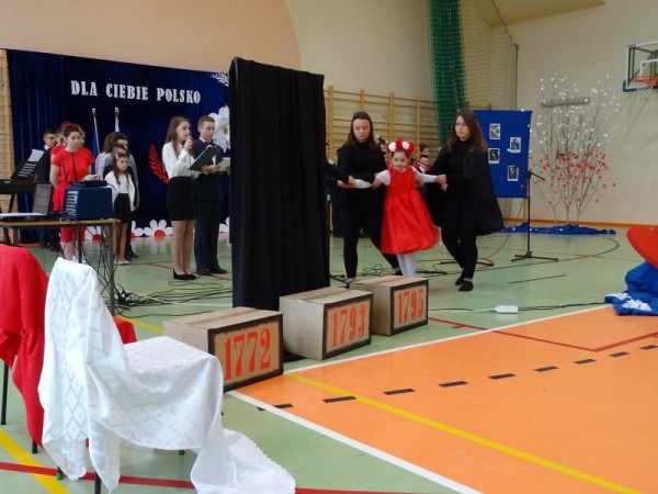  Akademia z okazji Święta Niepodległości i Święta Patrona Szkoły 