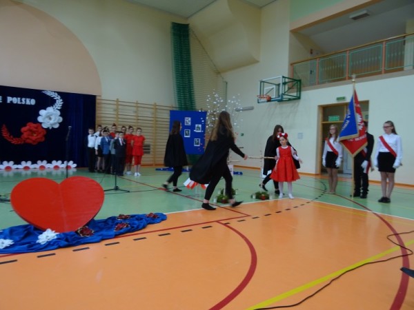  Akademia z okazji Święta Niepodległości i Święta Patrona Szkoły 